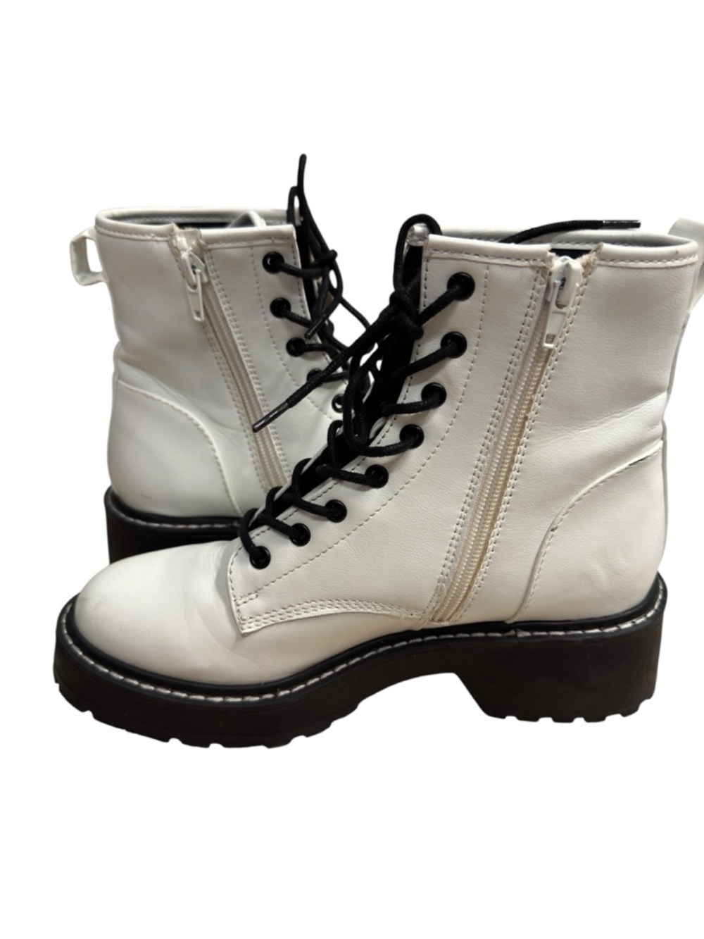 Madden Girl Carra White Lug Sole Combat Ankle Boots Womens US 6.5 Zip - Picture 5 of 10